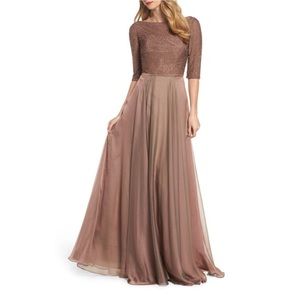 LA FEMME
Embellished Bodice Tulle Ballgown In Cocoa